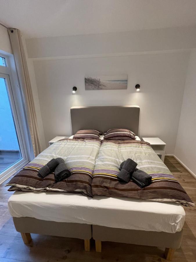 Lovely 2 Bedroom Appartment Near Knokke-Strand Beach Bar Bagian luar foto