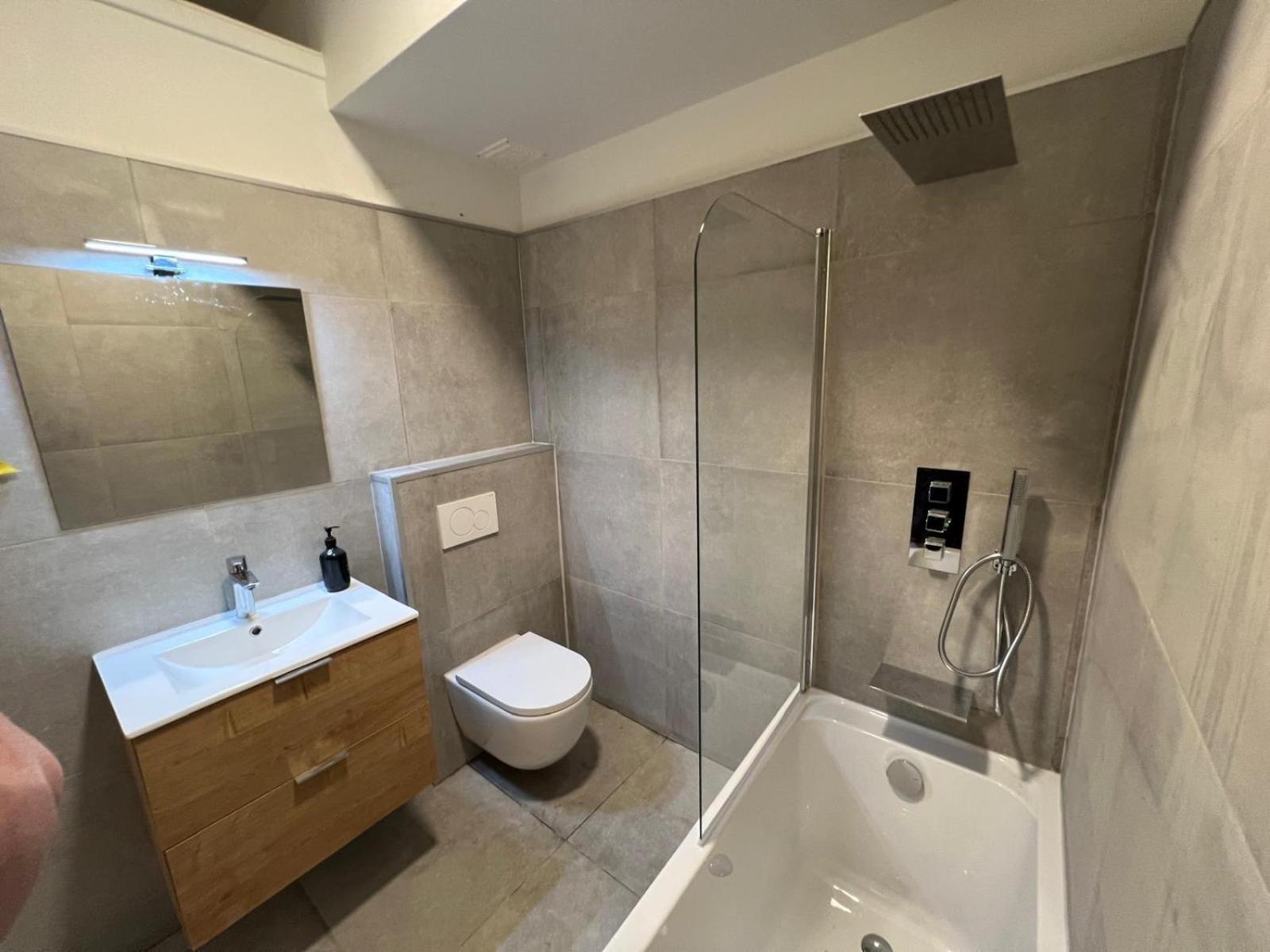 Lovely 2 Bedroom Appartment Near Knokke-Strand Beach Bar Bagian luar foto